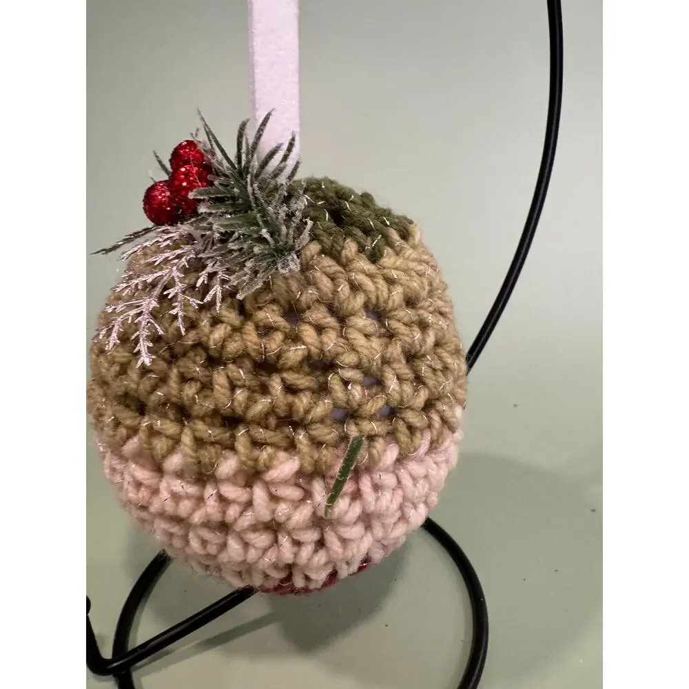 Handmade Crocheted Christmas Ornament Ball Bauble Tree Decoration   CO16 - Picture 4 of 4